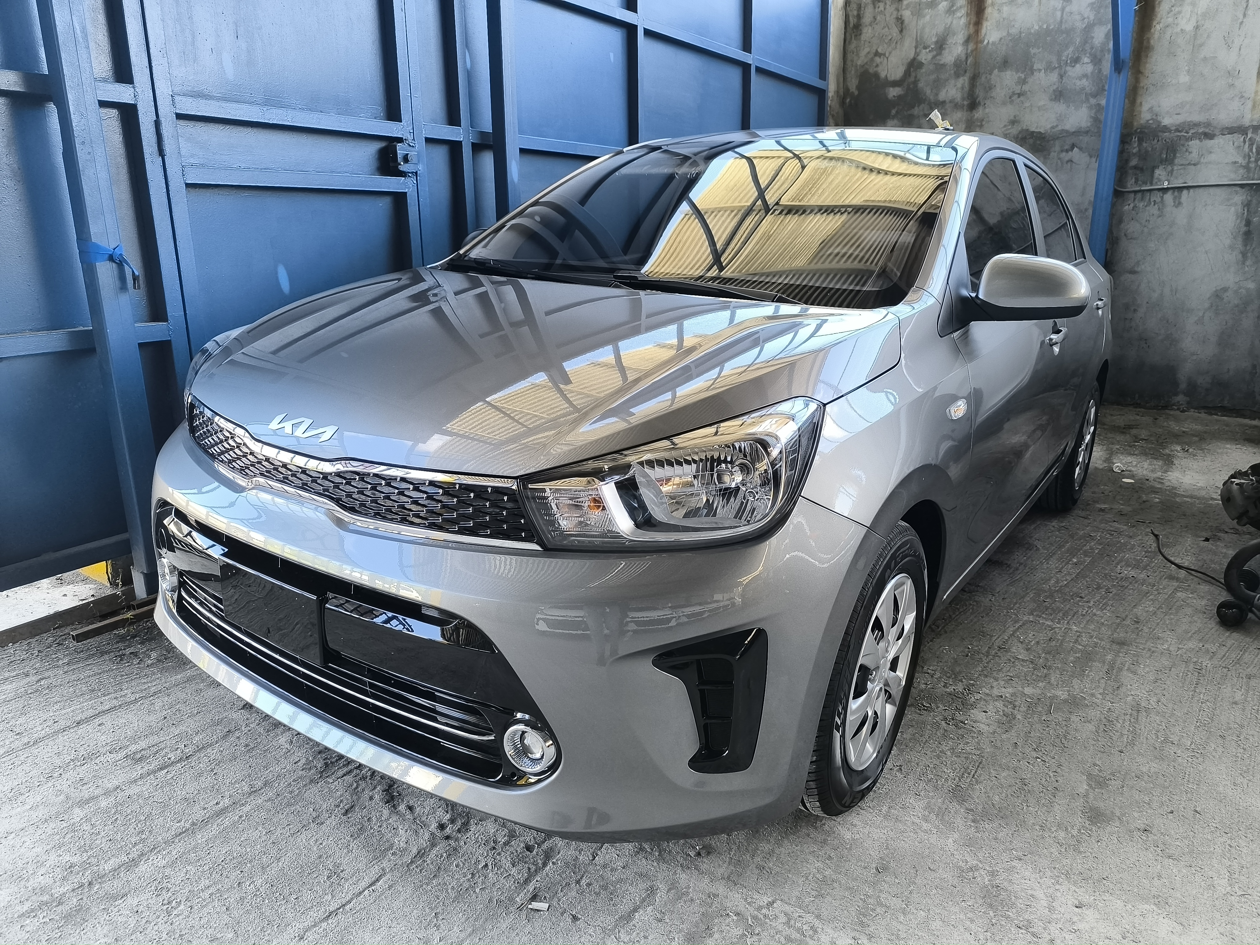 Kia Soluto